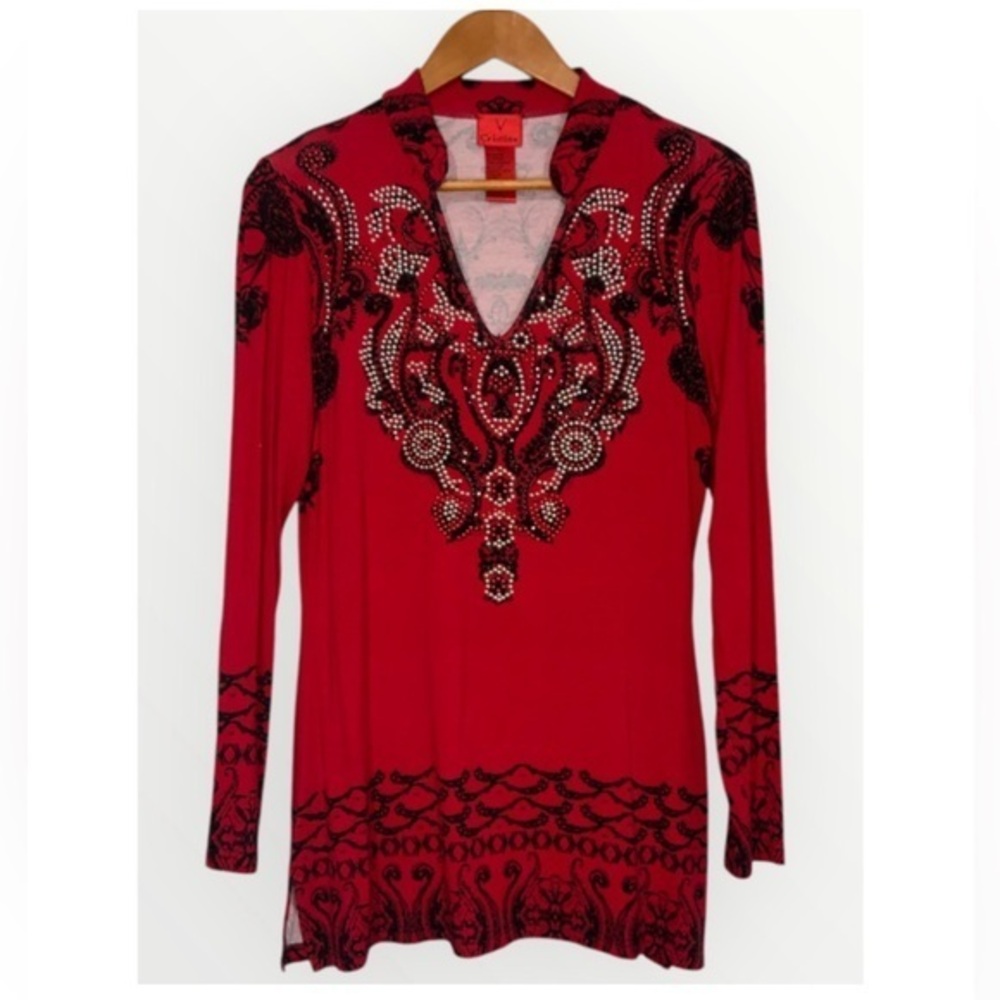 V Christina Y2K Black & Red Studded Graphic V-Neck Long Sleeve Tunic Blouse M